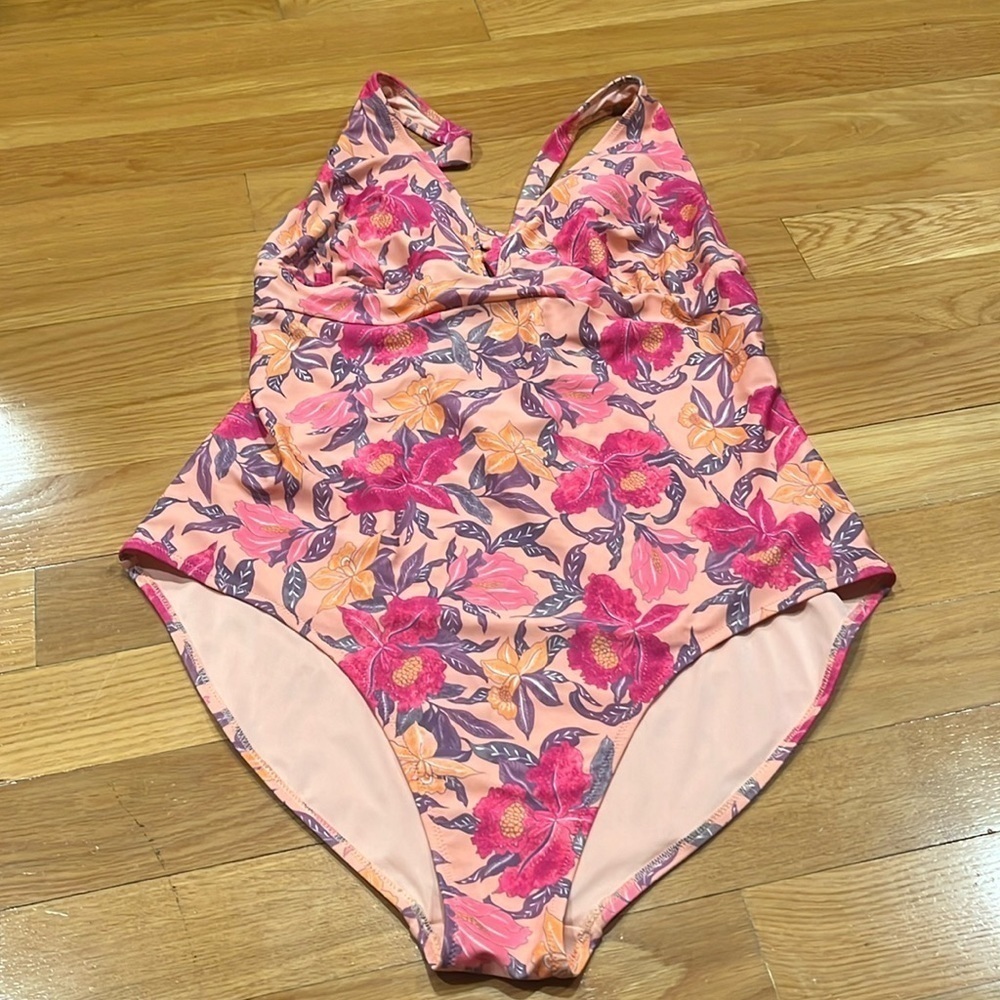 Old Navy floral one piece swim suit size XXlarge .